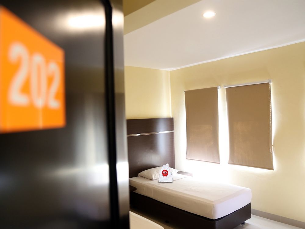 Nida Rooms Makassar Town Square Buitenkant foto